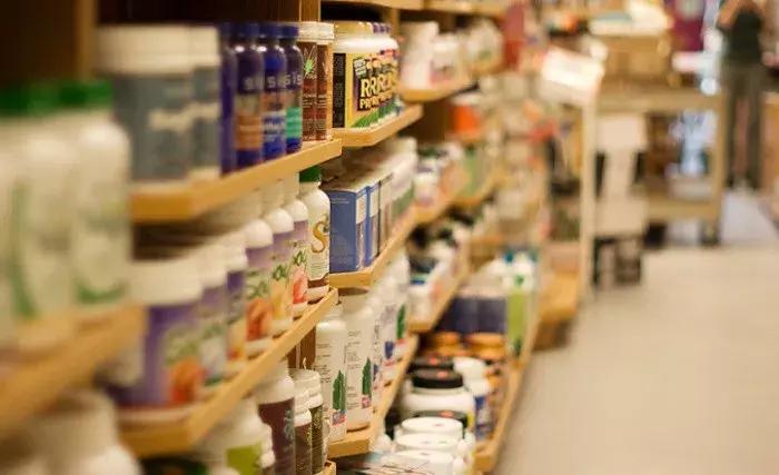 年轻人保健品,25岁小伙吃保健品后遗症