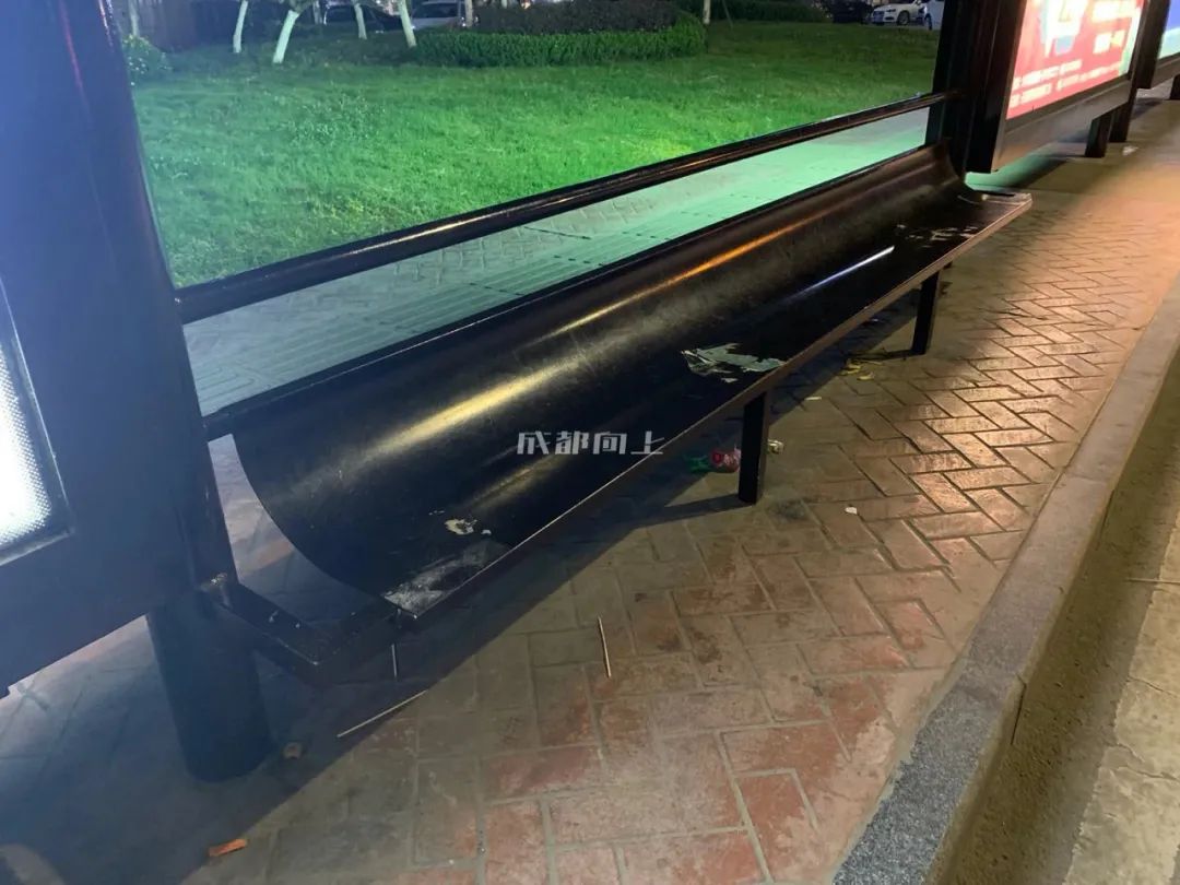 成都二圈层公交车对比,成都二圈层双流和龙泉谁更强