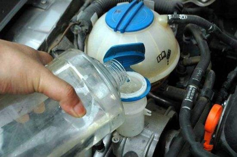 为什么汽车水泵叶片会烂掉,怎么判断汽车水泵叶片坏了