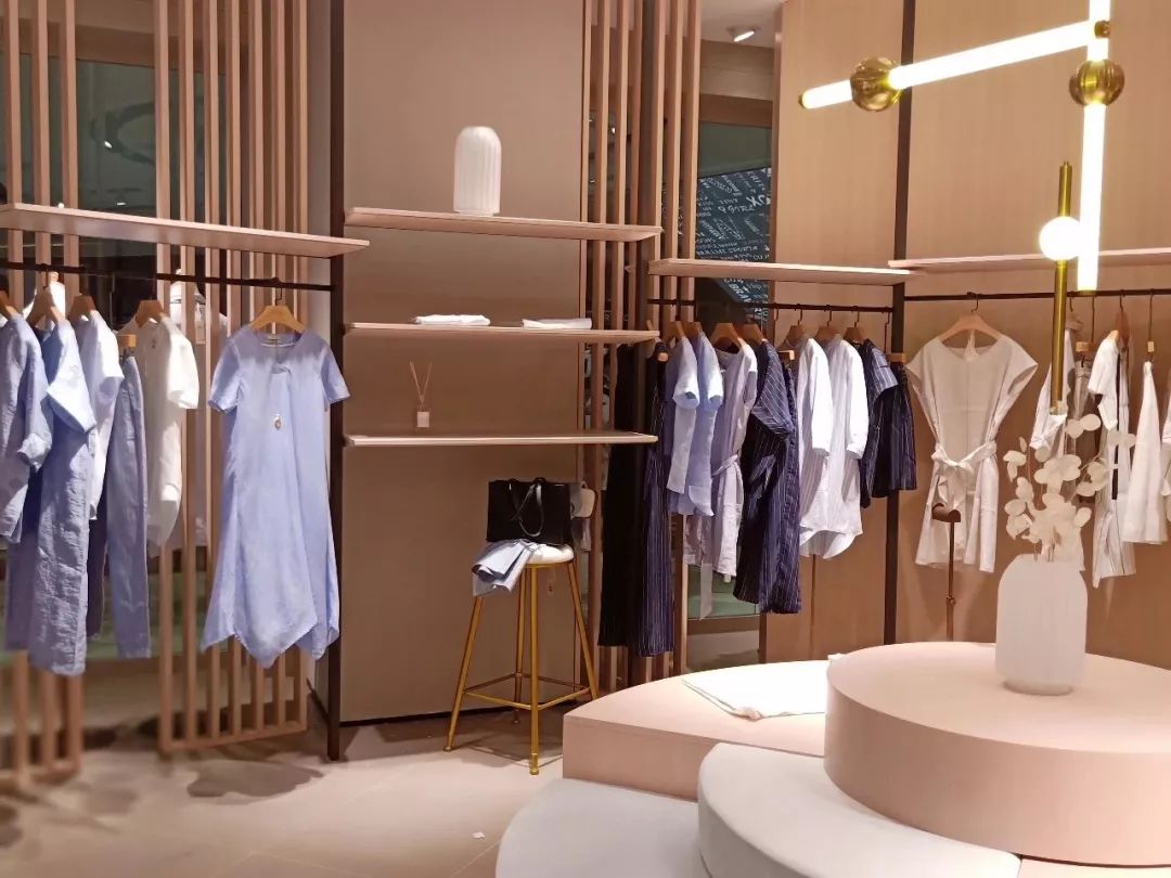 雅戈尔2021年服装业务收入,雅戈尔服装营业额