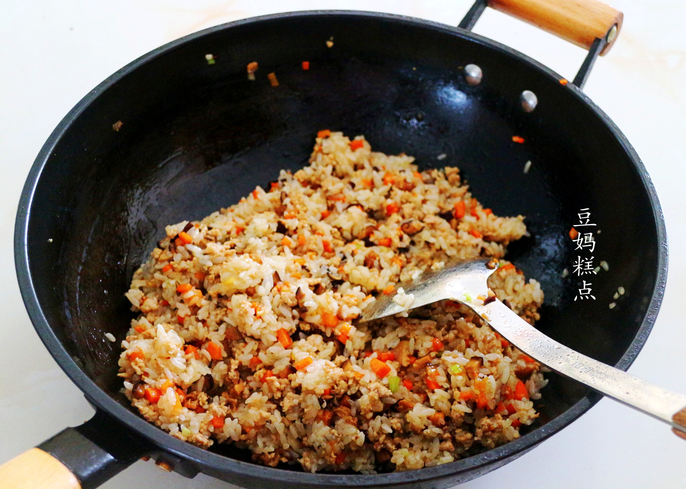 烧麦花朵花样做法,怎么做烧麦又简单又好吃