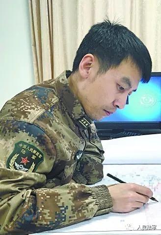 陆军强军精武标兵是几级表彰,陆军表彰10名优秀参谋军官标兵