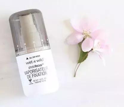 定妆喷雾持久不脱妆第一名袖套,柏瑞美定妆喷雾12小时不脱妆