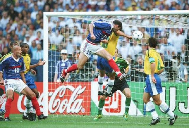 没有席尔瓦和内马尔的巴西队,被德国队吊打,绝不是偶然