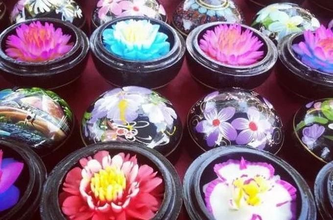 全泰国曼谷火车头夜市攻略,曼谷拉差达火车夜市全景