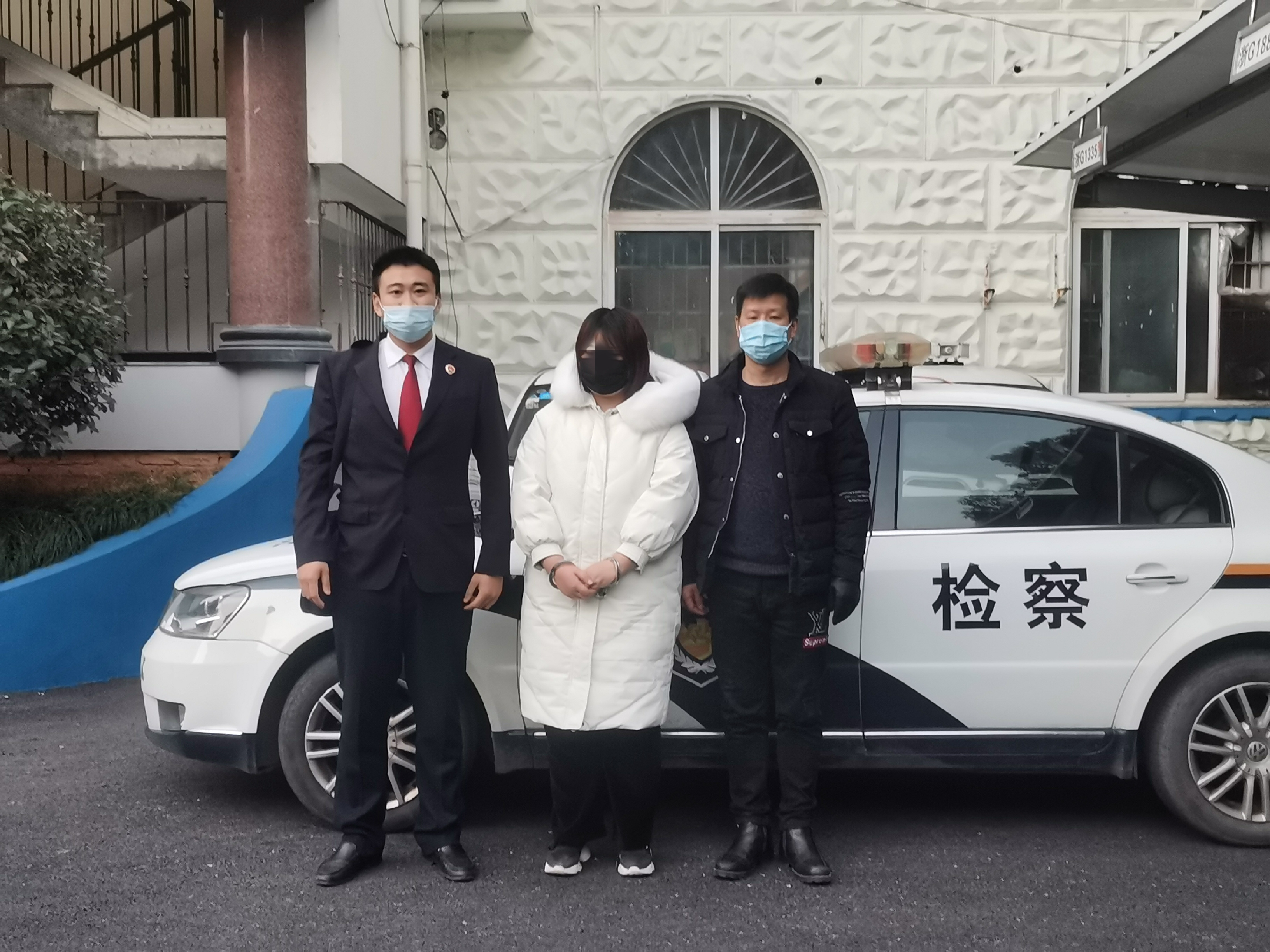 冒充英国留学生教授回国诈骗,假代购真诈骗