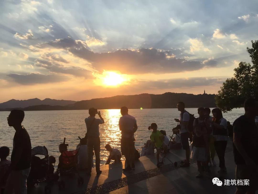 西湖十景分两次去,西湖十景点是哪十景