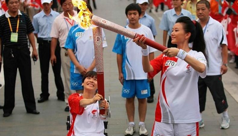 体育新星摔成残疾，获赔1000万，17年后为何被贴上“撒谎精”标签