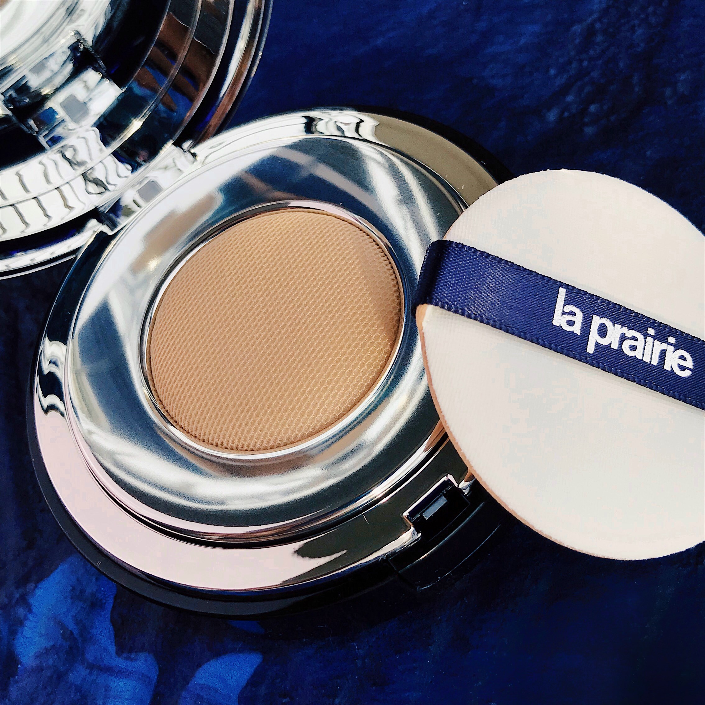 迪奥气垫和香奈儿气垫哪个最好用,迪奥香奈儿阿玛尼粉底液哪个好