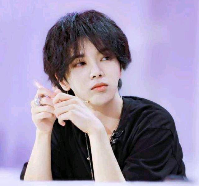 张碧晨是为了挽回华晨宇吗,张碧晨现在和华晨宇是什么关系