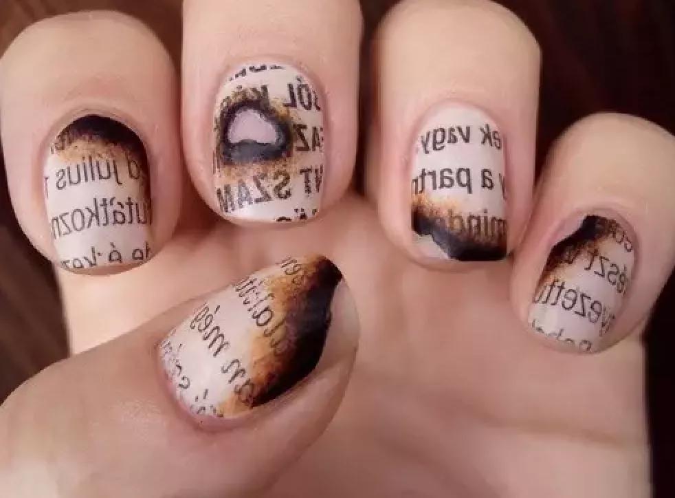 美甲师在吗？我被丑得睡不着觉