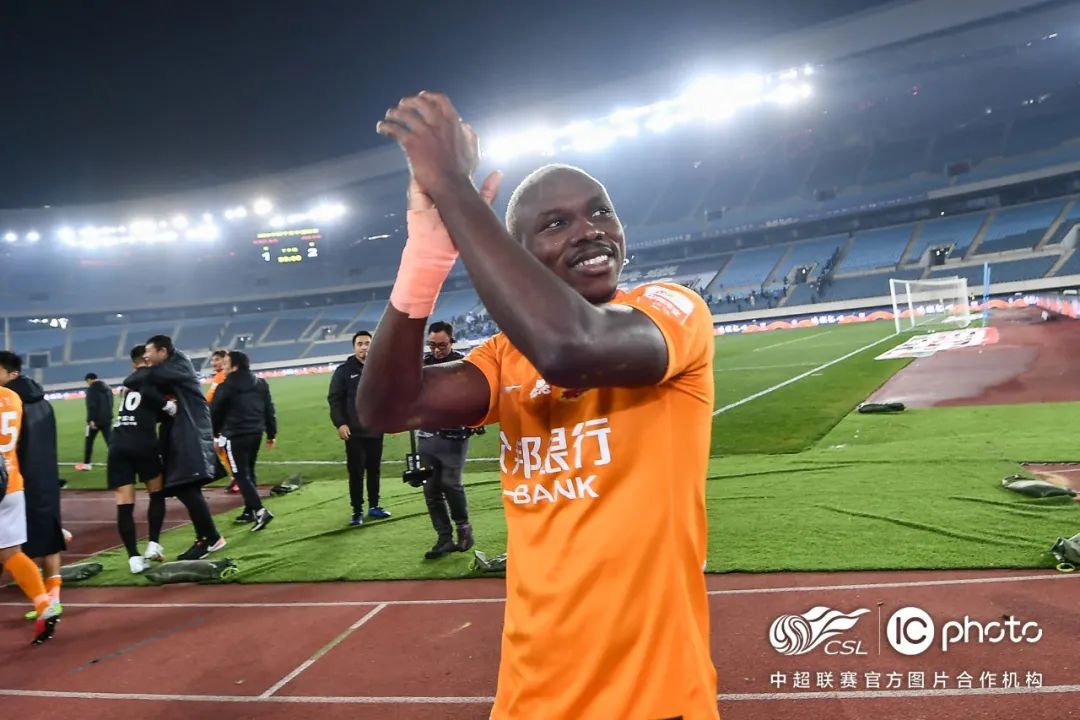 前线丨埃弗拉梅开二度完成绝杀，附加赛继续一起并肩前行