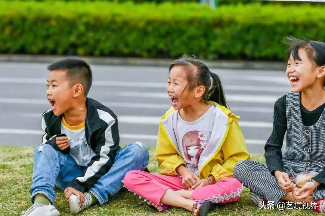 奔跑中国潜江国际马拉松赛视频,宁波吉利汽车马拉松