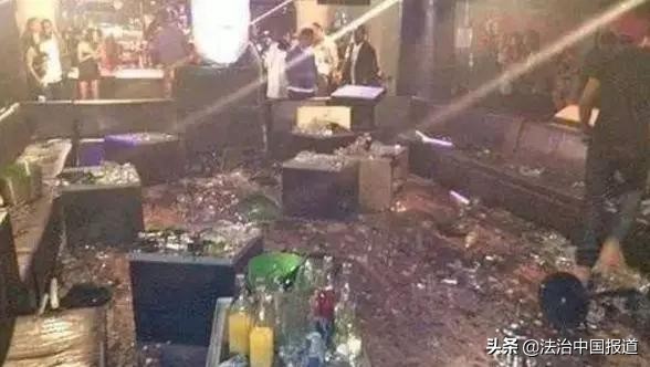 女子KTV遭5名陌生男子殴打身亡：对方挑衅让陪喝酒