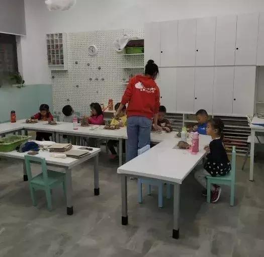 一位妈妈花四年跑断腿，换来了这份“回龙观靠谱教育机构清单”