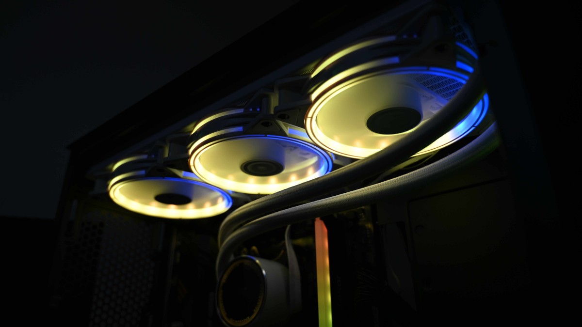 艾湃luna水冷评测,360一体水冷散热器评测