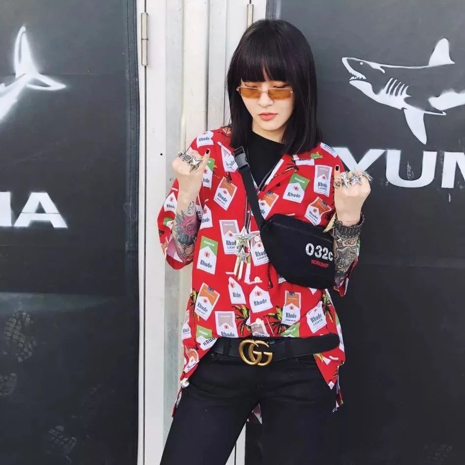 爱抽万宝路吉他,万宝路葡萄爆珠细烟