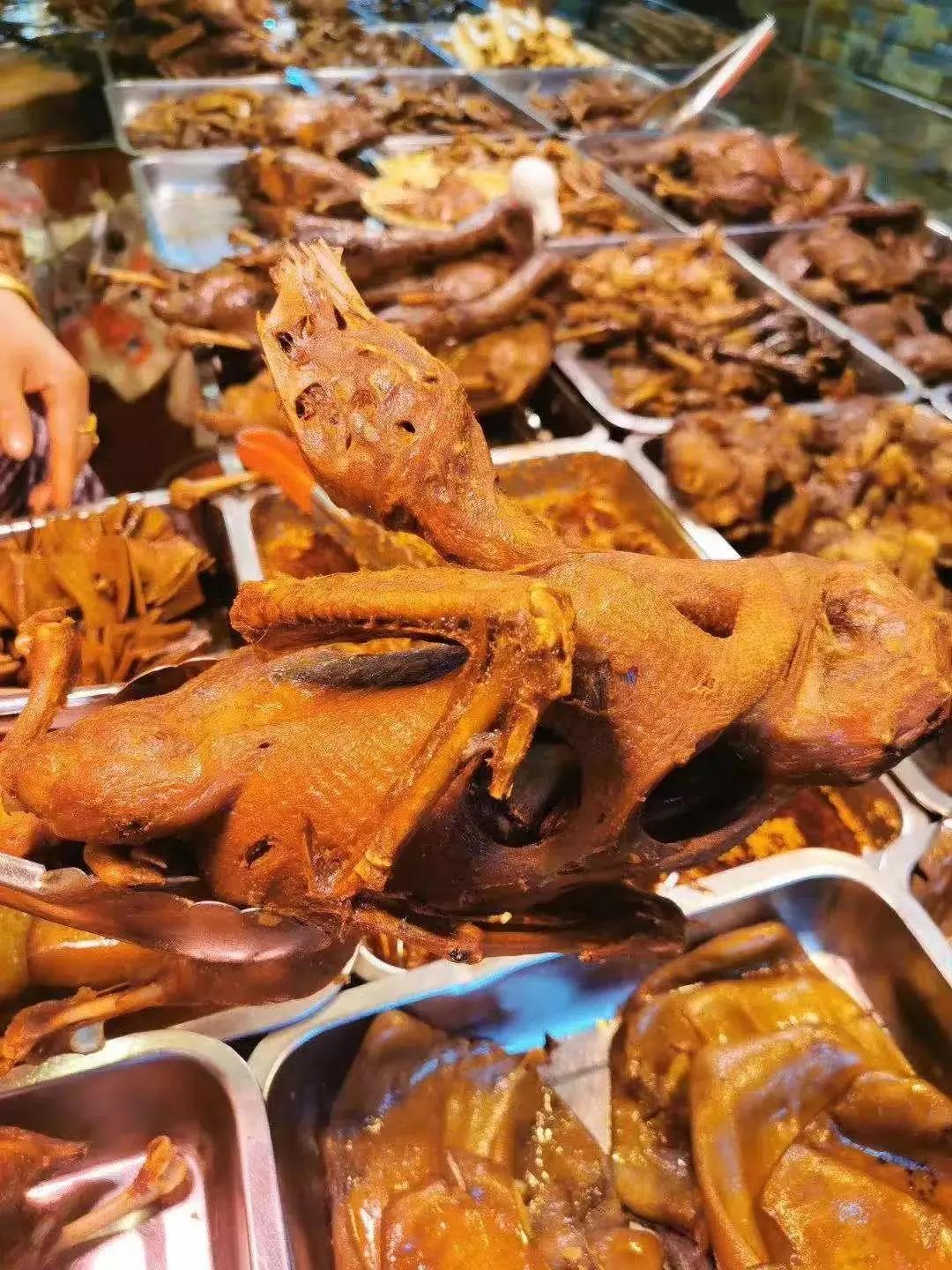 鸭子烧什么配菜好吃四川,四川鸭子的几种做法