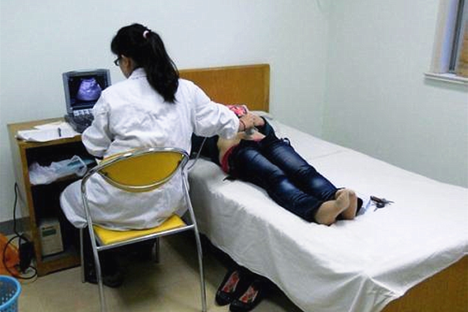 40岁产妇孕43周,43岁高龄孕期40周