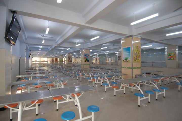 2021年郑州小升初择校必看的15所热门民办初中食宿情况集合