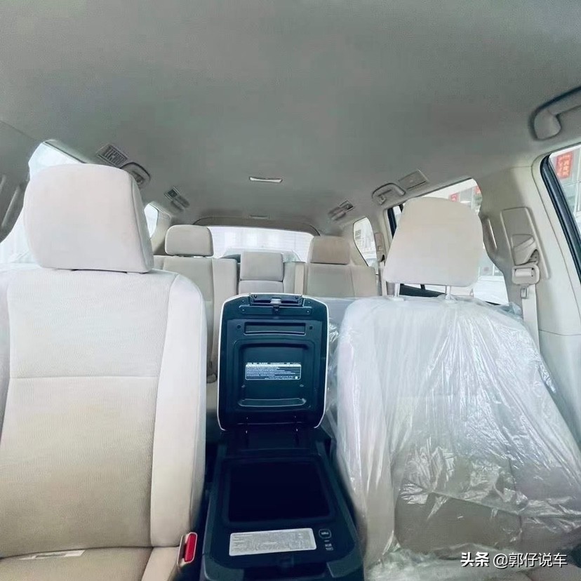 丰田霸道4000真实的越野性能场景,丰田霸道4000是一款suv车型