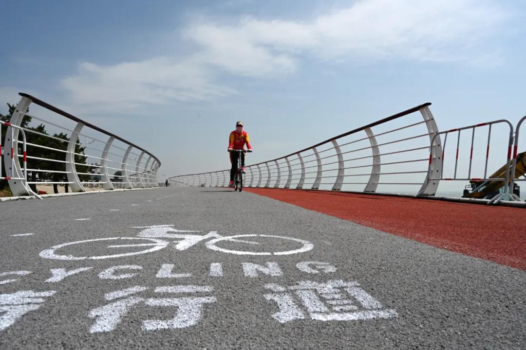 日照春潮涌动活力迸发,日照阳光海岸绿道骑行赛