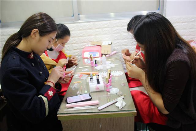 美甲详细操作流程初学者去死皮,固体胶夏日美甲教程初学者慢教程