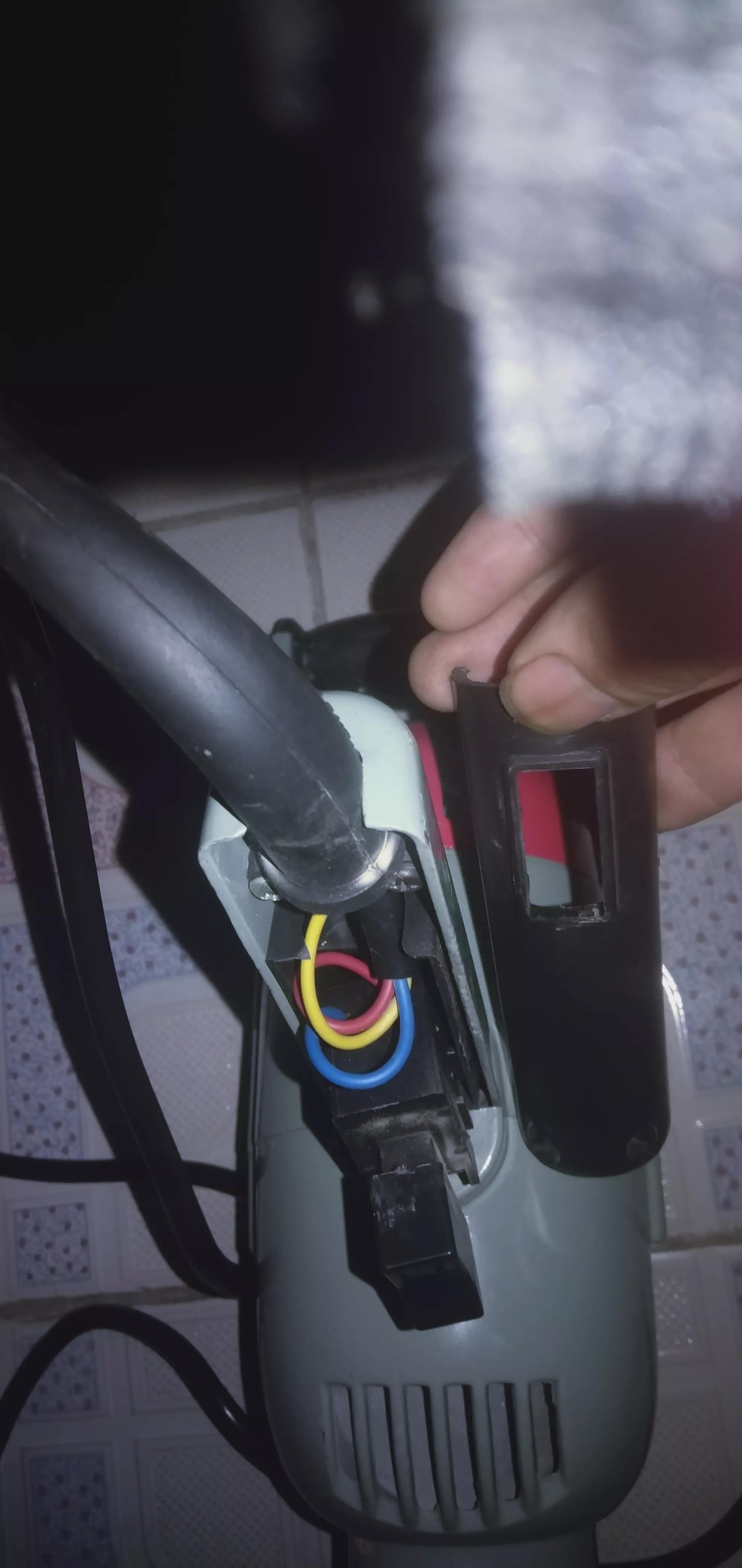 手电钻正反转开关内部构造,手电钻自锁夹头内部构造图解