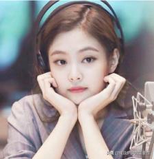 鼻子上的毛孔大有什么方法,鼻子周围毛孔大怎么收缩