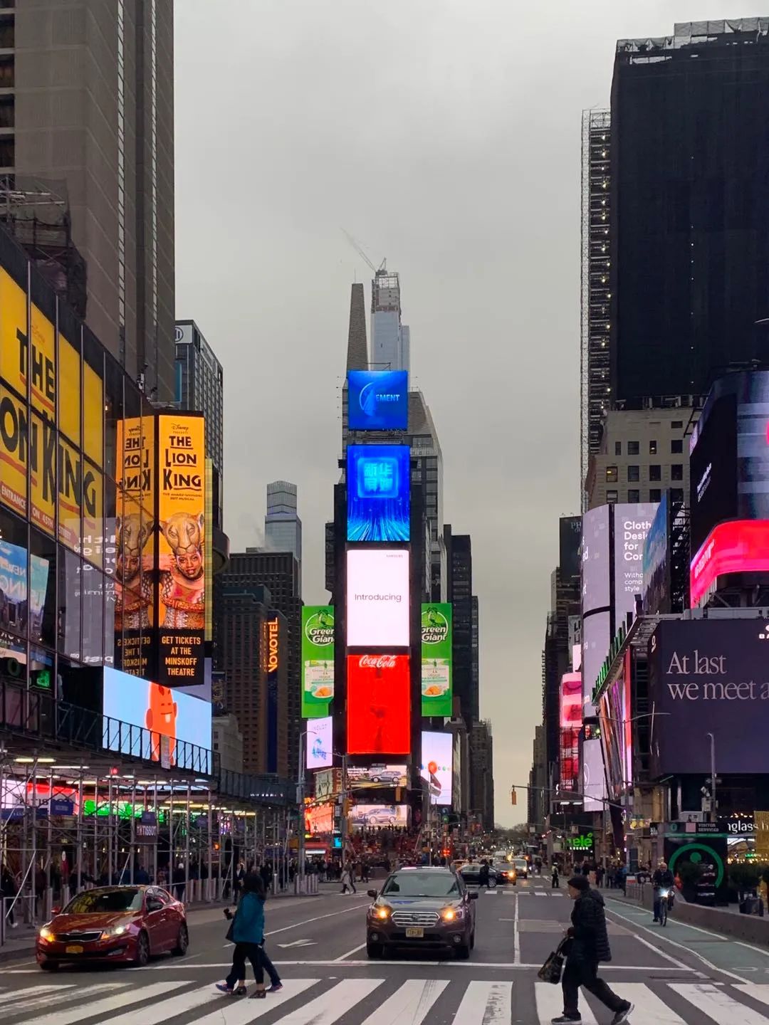 封！封！封！贵阳人身处国外疫情漩涡，有时遭遇鄙夷眼光！