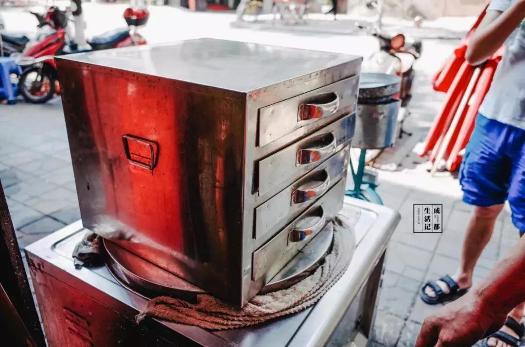 荷花池美食一条街,荷花池一条街美食