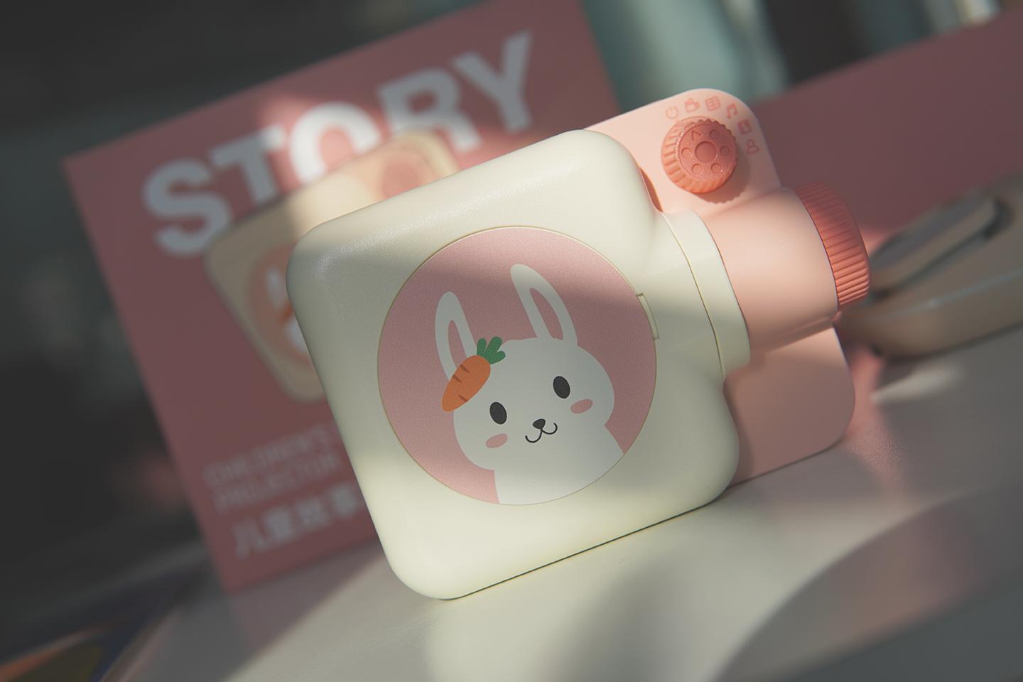 带娃好帮手，能投影能互动的趣学伴儿童故事放映机