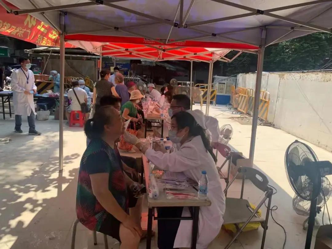 健康口腔暖民心义诊活动进基层,齐门社区开展免费口腔义诊活动