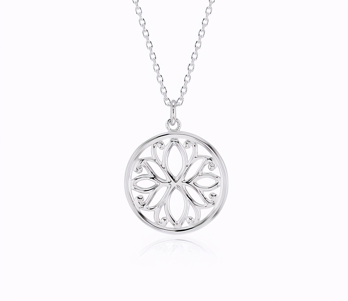 早春流行珠宝推荐清新又浪漫,时髦且能激发搭配灵感的珠宝作品