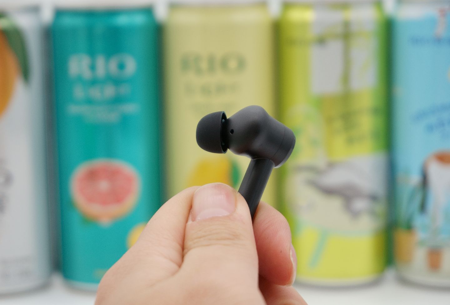 雷蛇战锤狂鲨v2专业版降噪耳塞,雷蛇战锤狂鲨v2专业版pubg测评