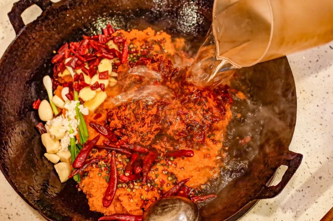 成都人不为人知的火锅,成都土著人吃的苍蝇火锅店