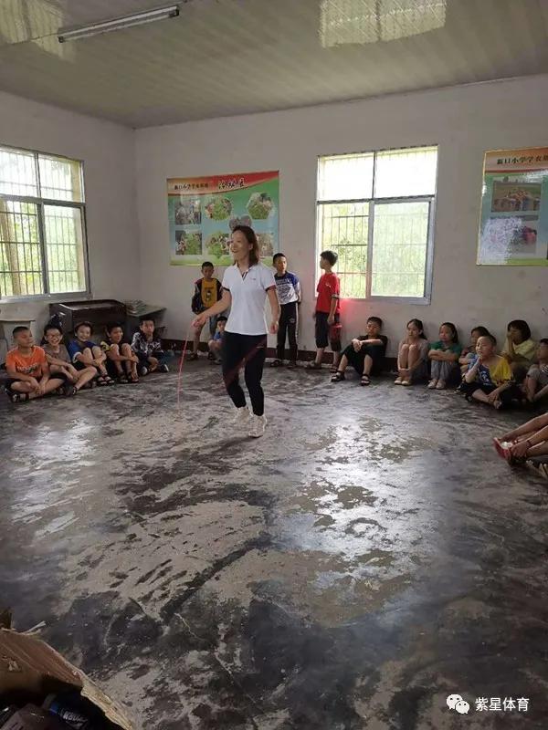 公益足球课走进乡村学校,圆梦足球