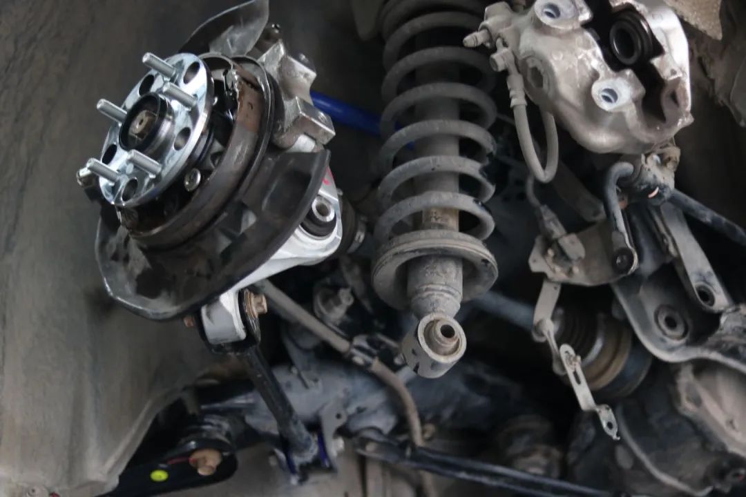 怪兽汽车翻新地址,怪兽修车翻新奥迪q7