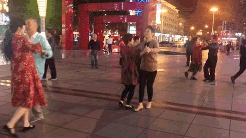 让老人睡觉的小妙招,老人晚上睡不着的食疗方法