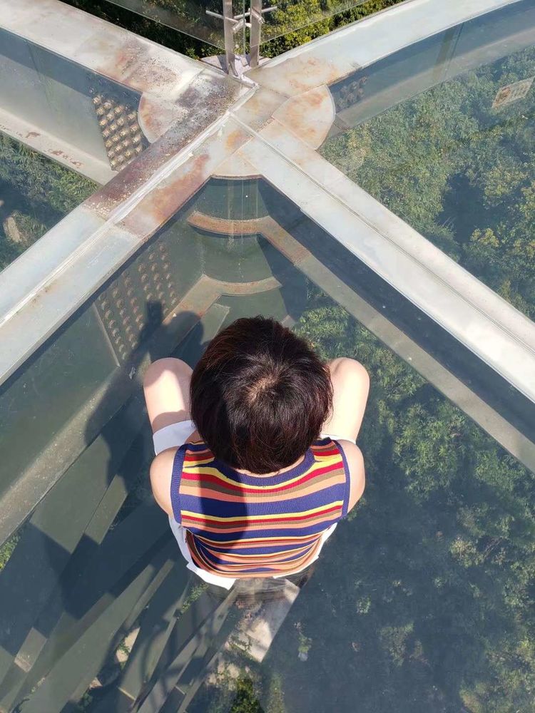 三亚冲浪旅行攻略,去三亚旅游看海