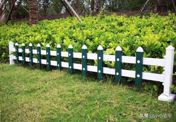 大街上护栏,马路中间的护栏学名叫什么