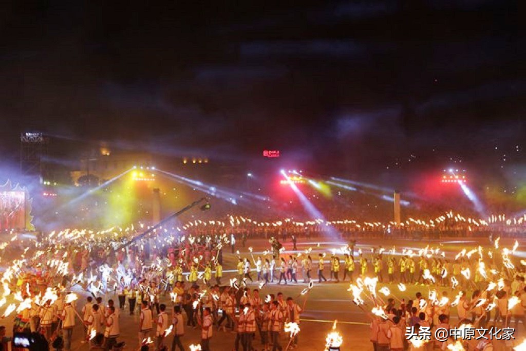 秉烛夜游是哪个诗句,秉烛夜游是什么词