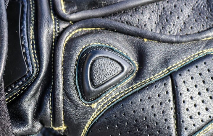 平价摩托车手套测评,冬季骑行手套摩托车测评