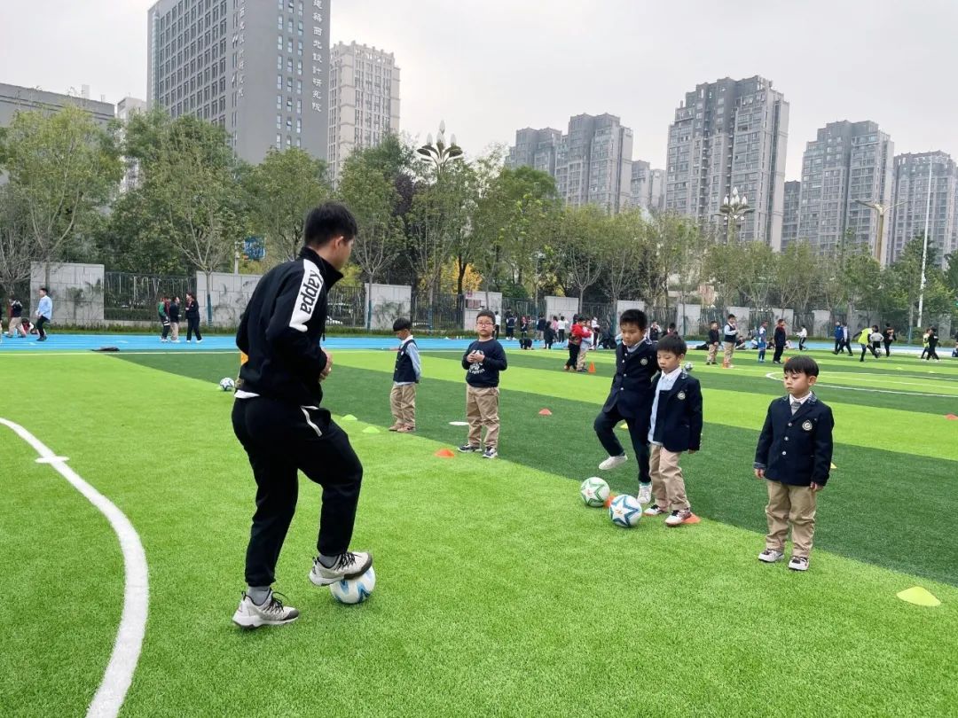 迈出“双减”提质新步伐，西安市宏景小学“一统筹两结合三协调四评价”，让作业“活”起来孩子“动”起来