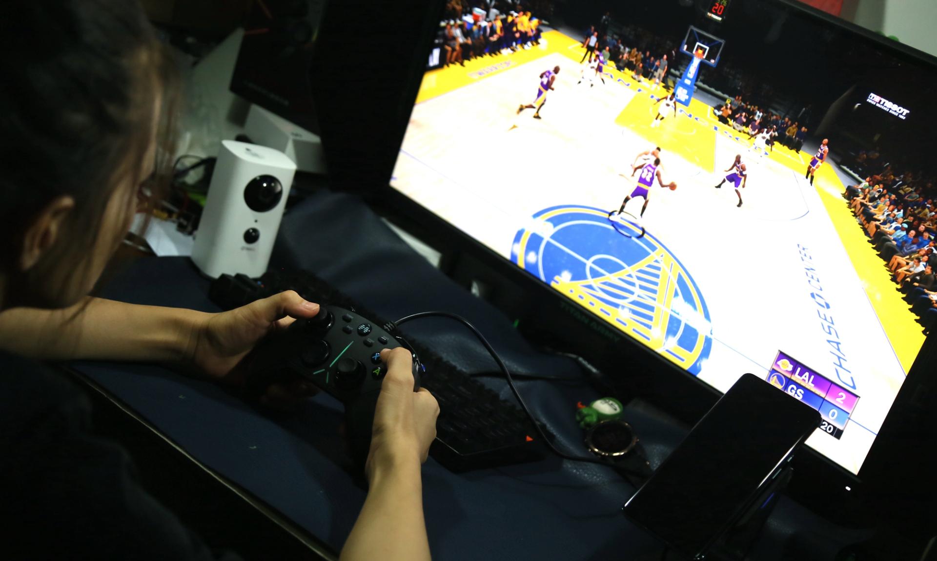 北通阿修罗3有线手柄,神操作游戏