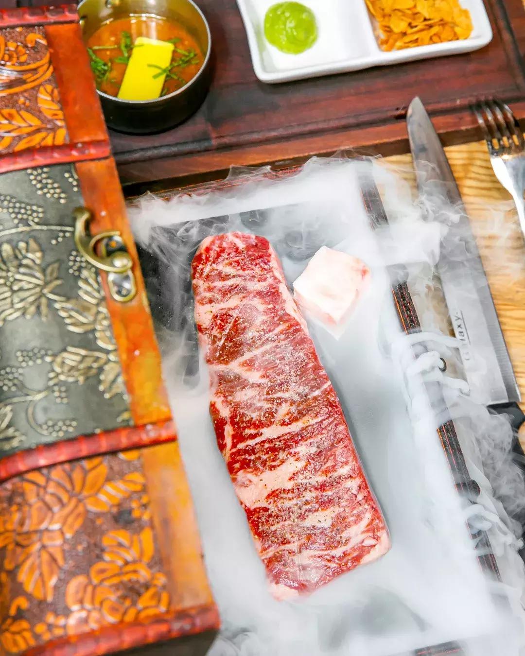 荣获纽约米其林三星！「宝藏烧肉」空降新天地，姓李的，4.8折