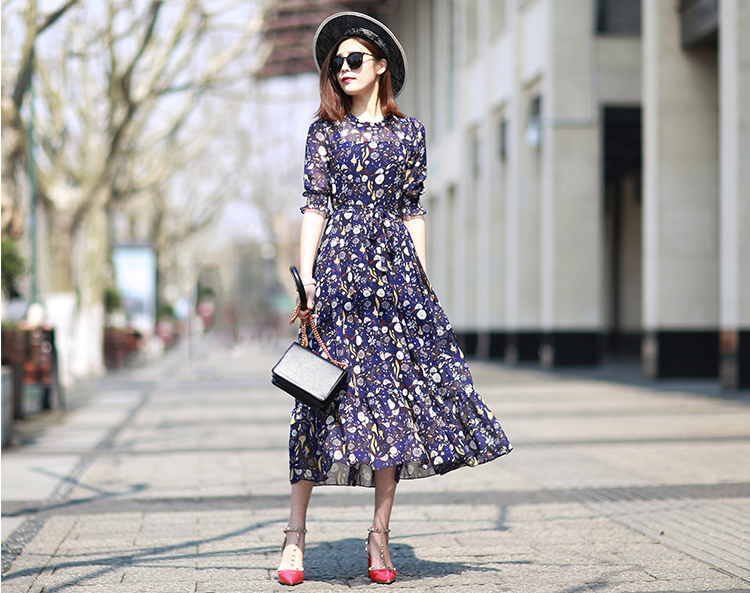 145-150矮个子微胖碎花连衣裙秋款,显瘦穿搭微胖女生碎花裙