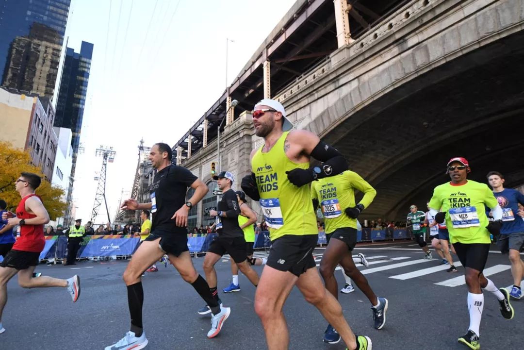 跑马拉松为什么会撞墙,马拉松跑蹦与撞墙的区别