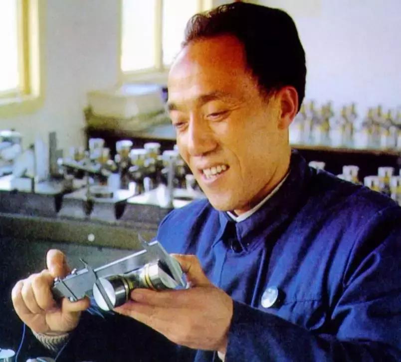 从中国首富到中国首善,鲁冠球儿子掌舵,女儿女婿齐上位协作接班