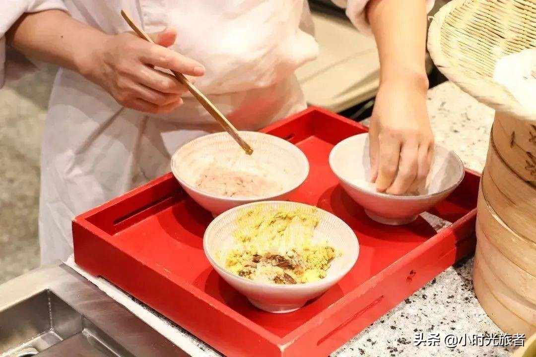 上海五角场顶级酒店自助餐开业，大闸蟹海鲜刺身吃过瘾，太赞了